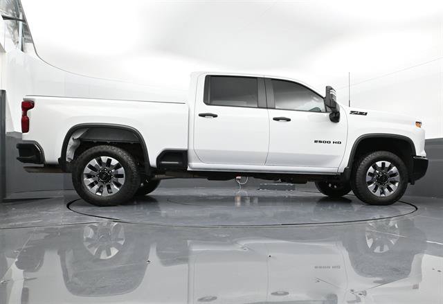 Used 2024 Chevrolet Silverado 2500 Custom w/ Custom Value Package AWD/4WD image 31
