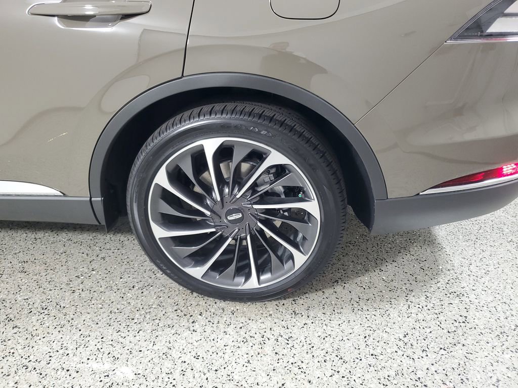 New 2025 Lincoln Aviator Reserve RWD image 8