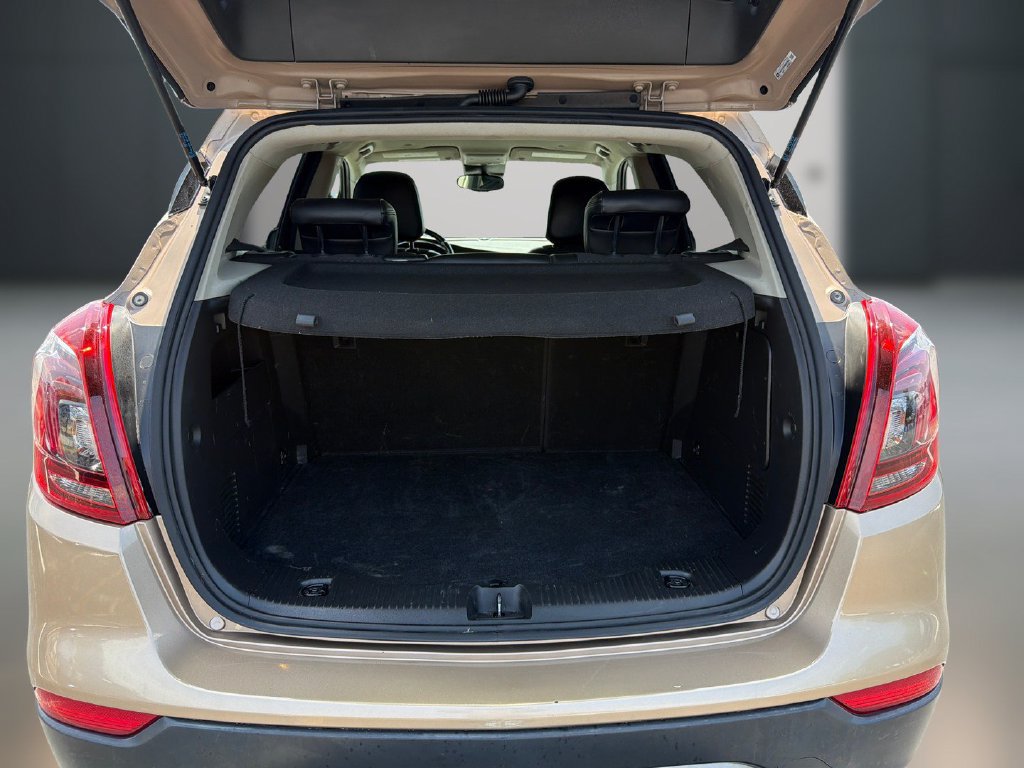 Certified 2019 Buick Encore Preferred FWD image 12