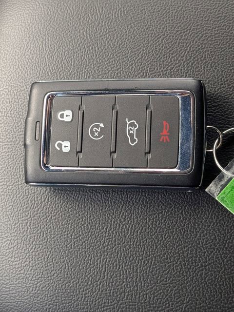 Used 2024 Jeep Grand Cherokee Laredo w/ Luxury Tech Group I image 34