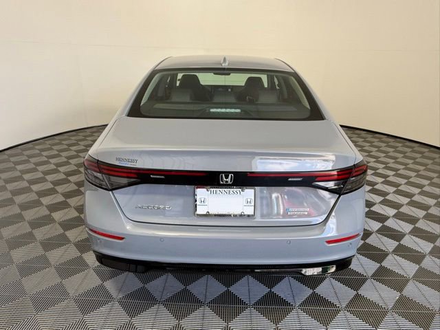 Used 2024 Honda Accord Touring image 5