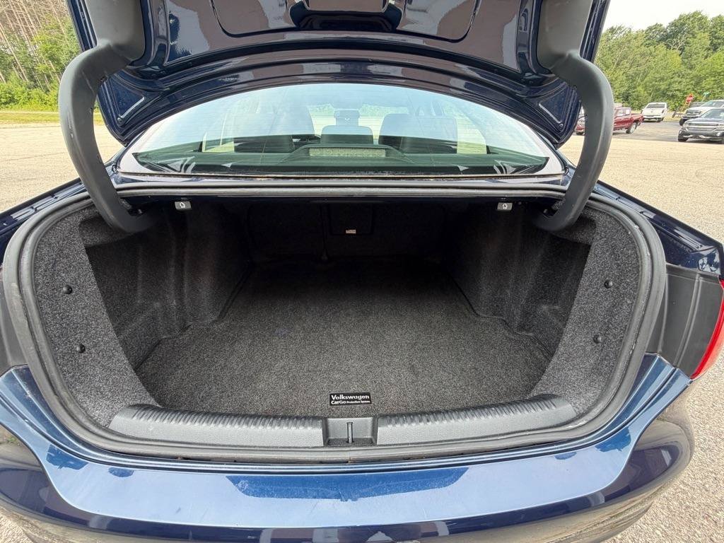 Used 2014 Volkswagen Jetta TDI FWD image 16