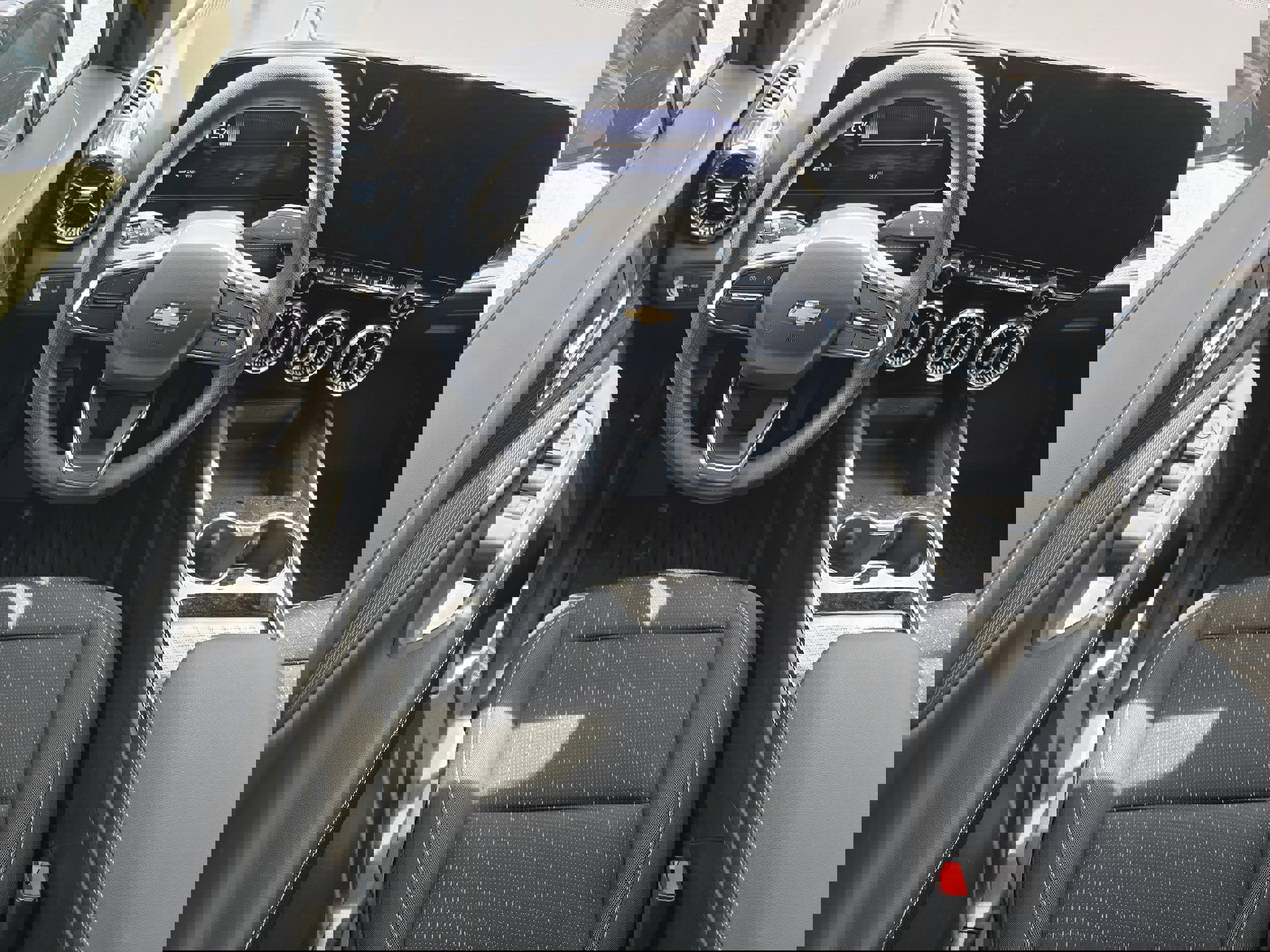 New 2025 Chevrolet Blazer EV LT AWD/4WD image 12