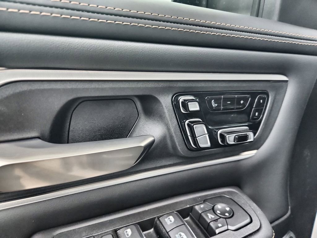 New 2026 RAM 1500 Tungsten w/ Trailer Tow Group image 20