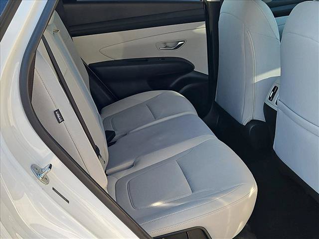 Used 2025 Hyundai Tucson SEL FWD image 19