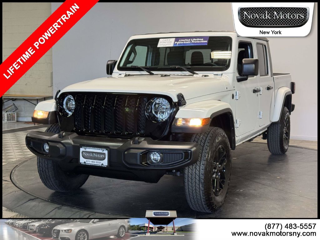 Used 2022 Jeep Gladiator Sport AWD/4WD image 4
