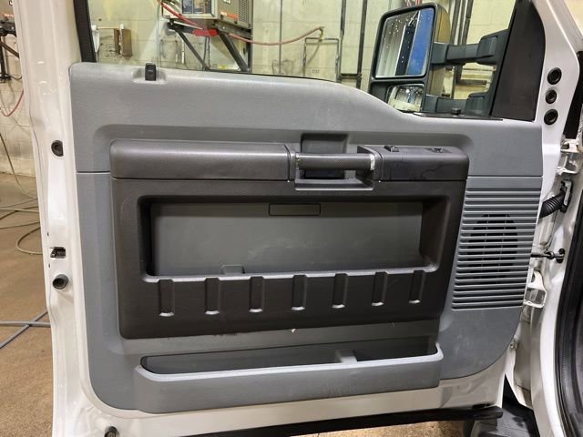 Used 2012 Ford F550 4x4 Regular Cab Super Duty w/ Payload Upgrade Pkg image 13