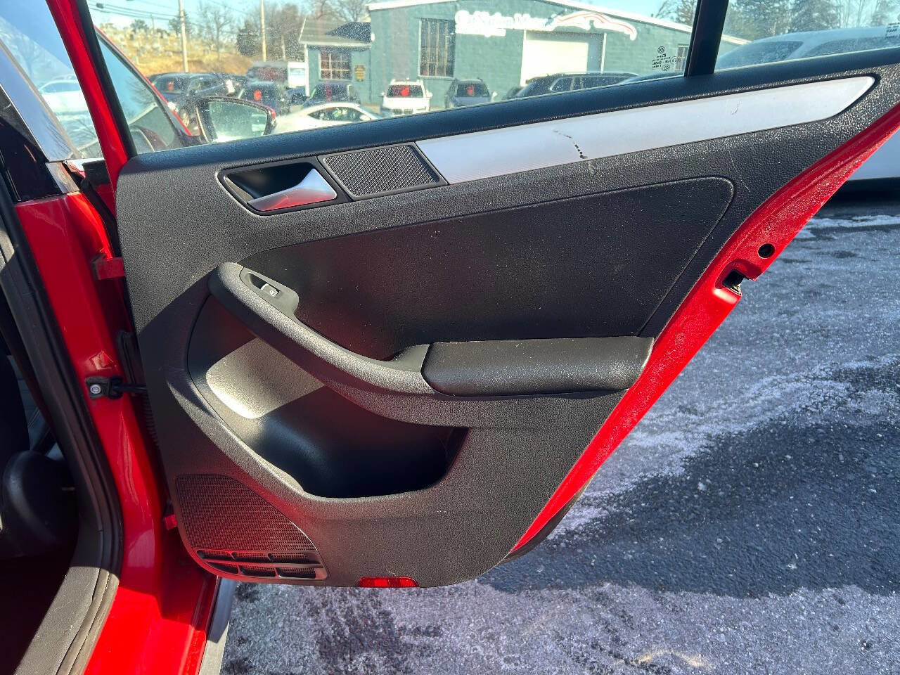 Used 2013 Volkswagen Jetta GLI image 21