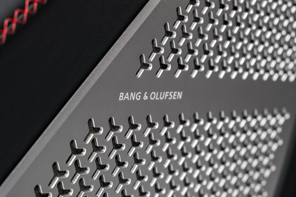 Used 2025 Lamborghini Urus SE image 11