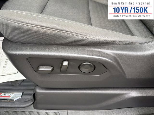 Used 2024 Chevrolet Silverado 1500 Custom Trail Boss w/ Dark Appearance Package image 18