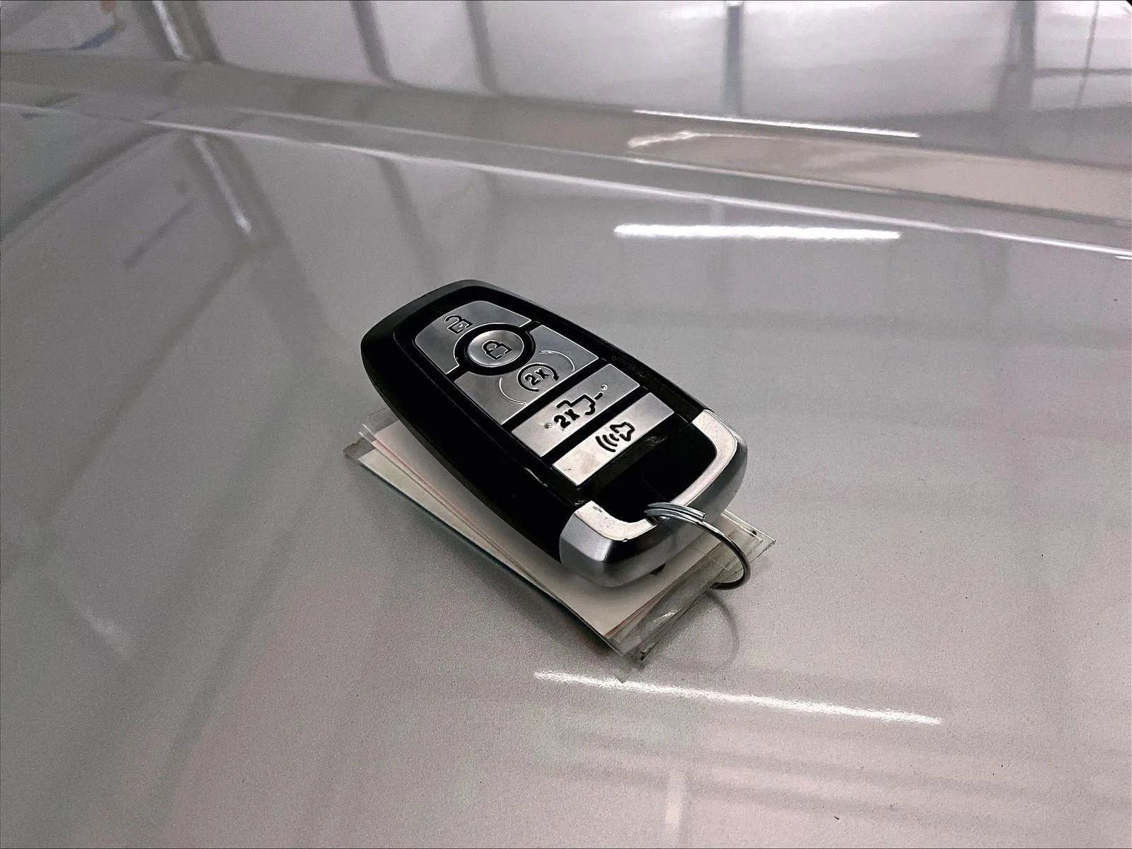 Used 2018 Ford F150 Lariat image 9