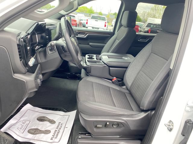 Certified 2024 Chevrolet Silverado 1500 LT AWD/4WD image 16