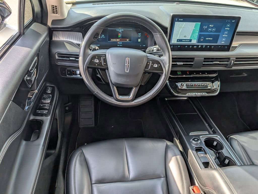 Used 2023 Lincoln Corsair FWD image 14