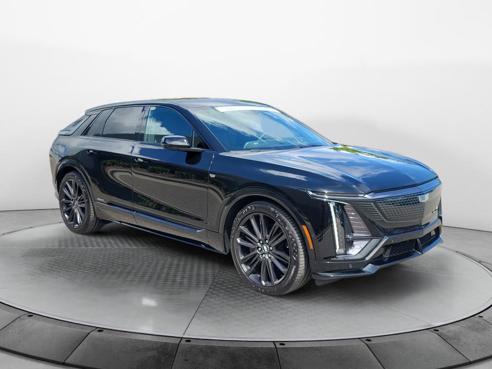 Certified 2026 Cadillac Lyriq V AWD/4WD image 1