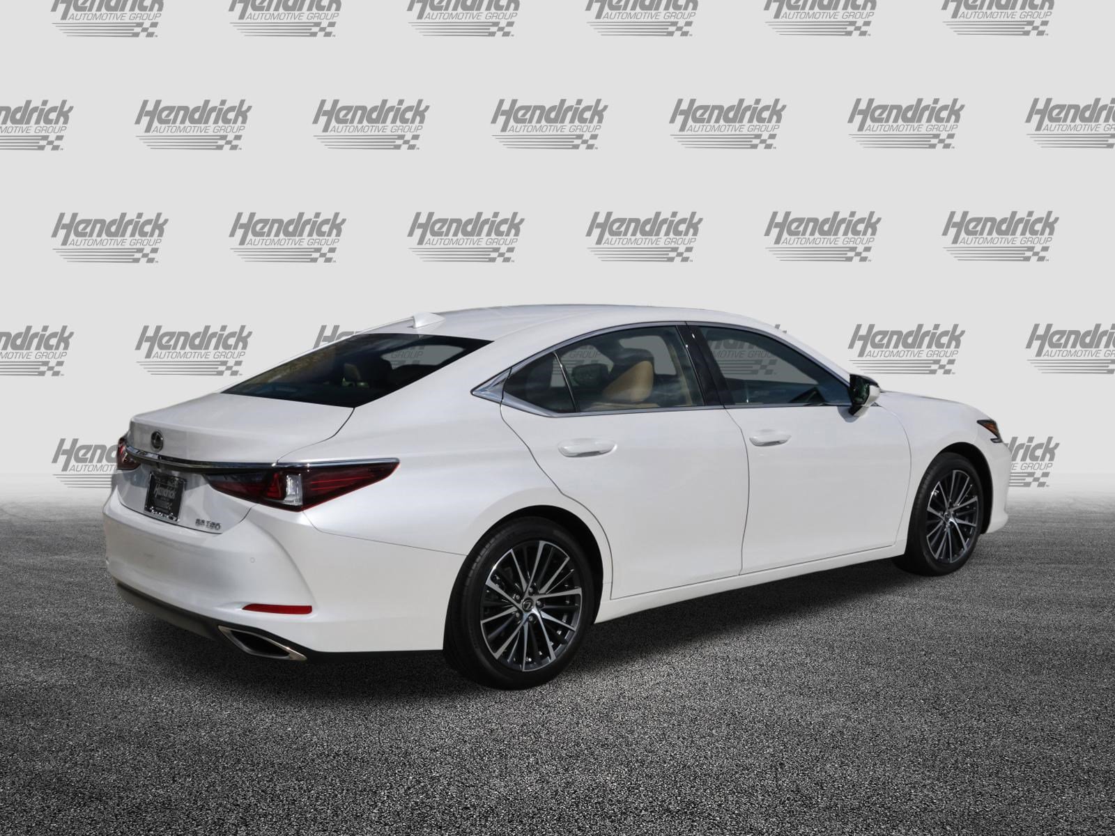 Used 2025 Lexus ES 350 w/ Premium Package image 9