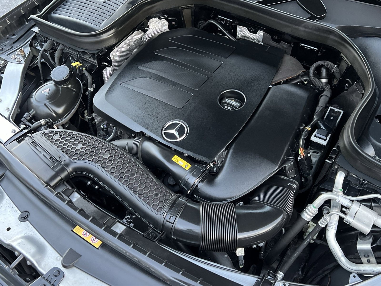 Certified 2022 Mercedes-Benz GLC 300 4MATIC image 27