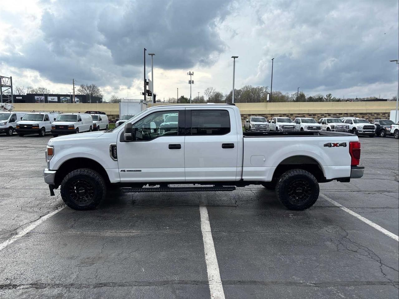 Used 2021 Ford F250 XLT AWD/4WD image 5