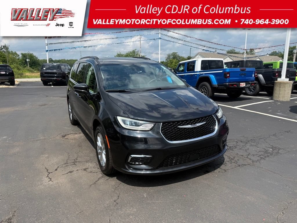 Used 2022 Chrysler Pacifica Touring-L