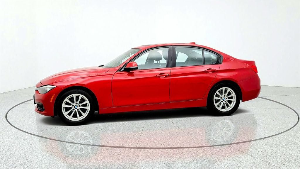 Used 2016 BMW 320i xDrive Sedan AWD/4WD image 8