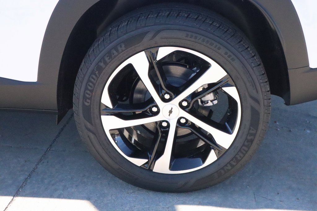 New 2026 Chevrolet Trax RS w/ Driver Confidence Package image 18
