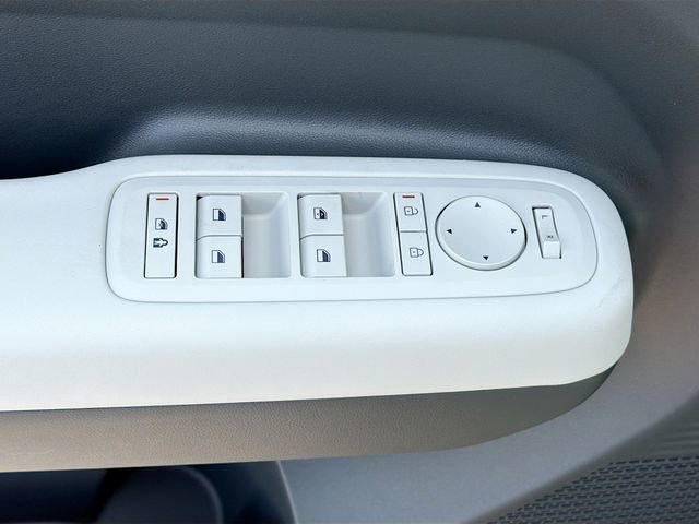 New 2026 Hyundai Santa Fe SE image 17