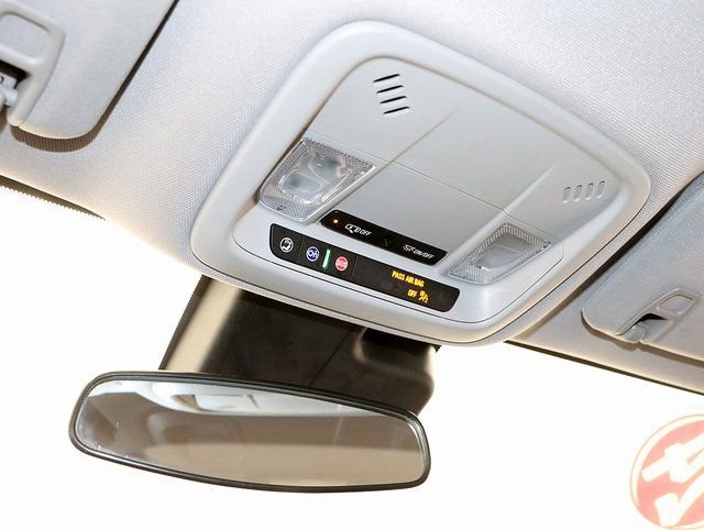 Used 2024 Chevrolet Malibu LT image 21