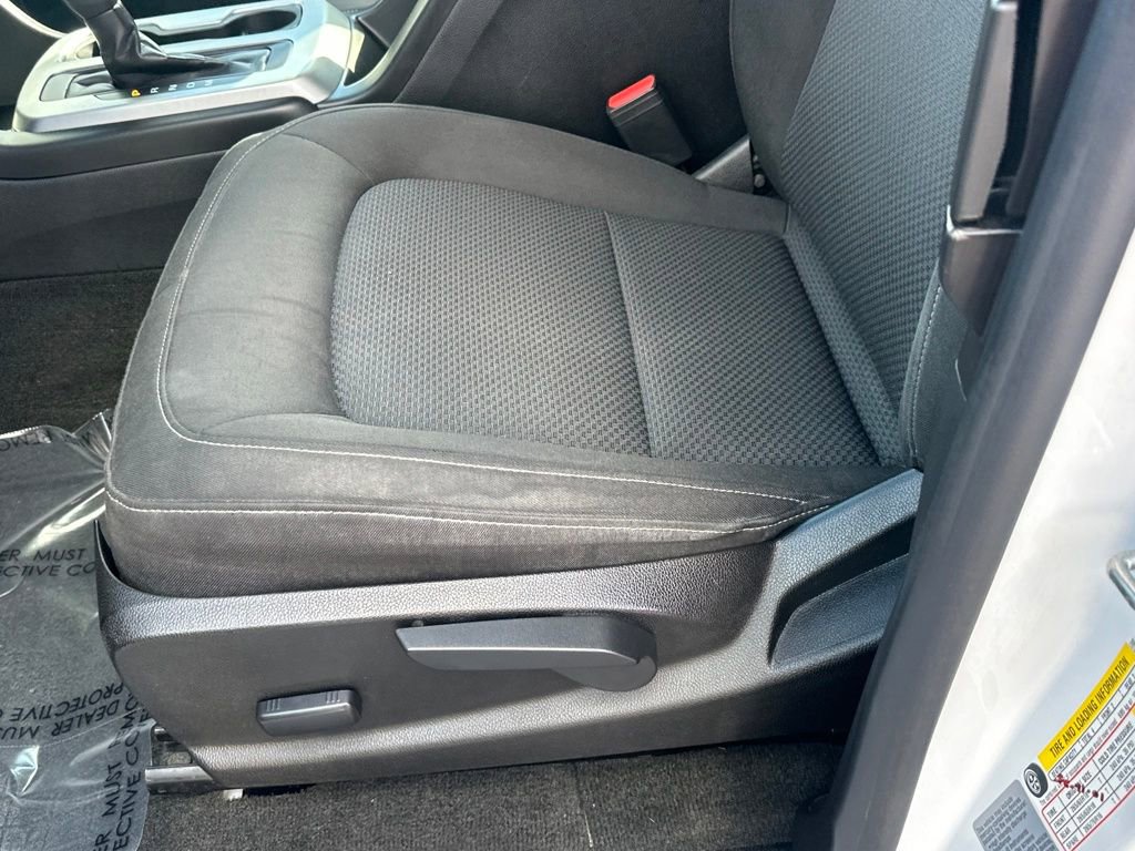 Used 2016 Chevrolet Colorado LT image 15