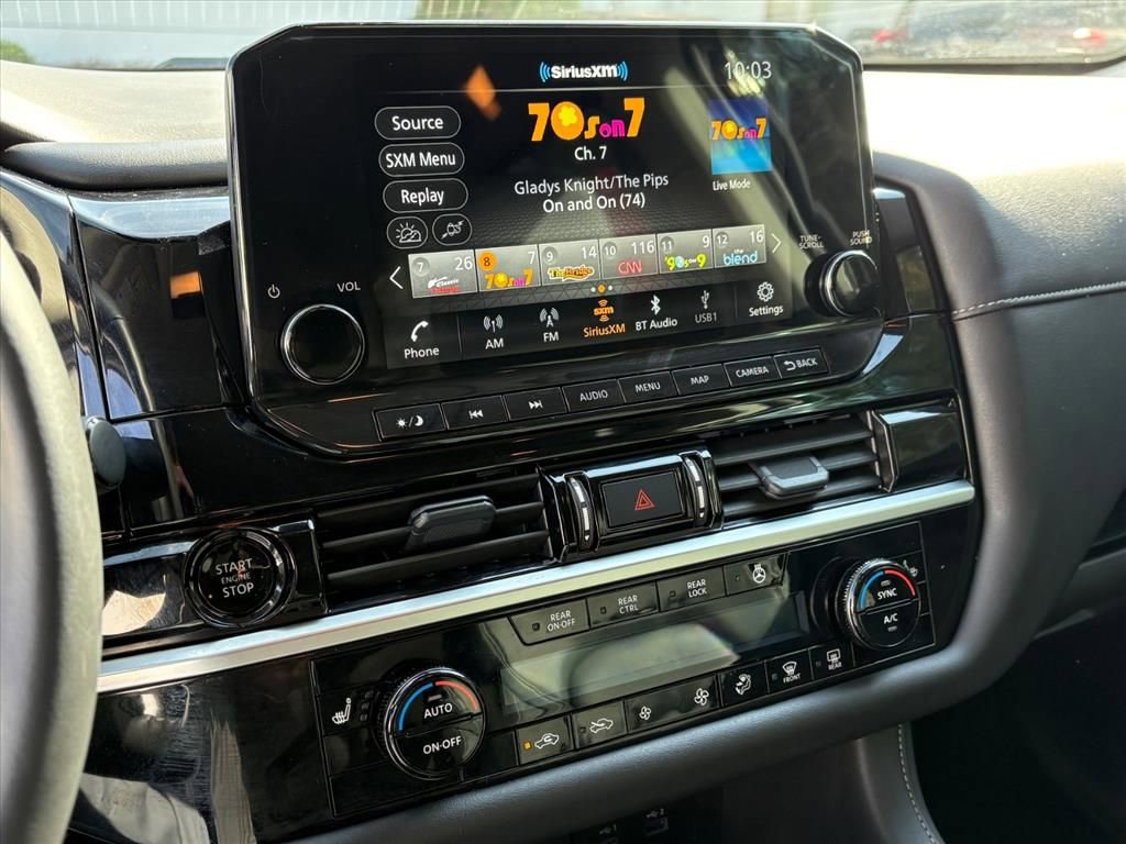 Certified 2025 Nissan Pathfinder SL image 12