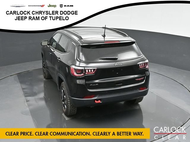 New 2025 Jeep Compass Trailhawk w/ Sun & Sound Group AWD/4WD image 26