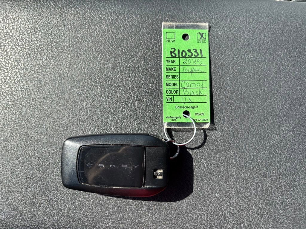 Certified 2025 Toyota Camry SE image 28