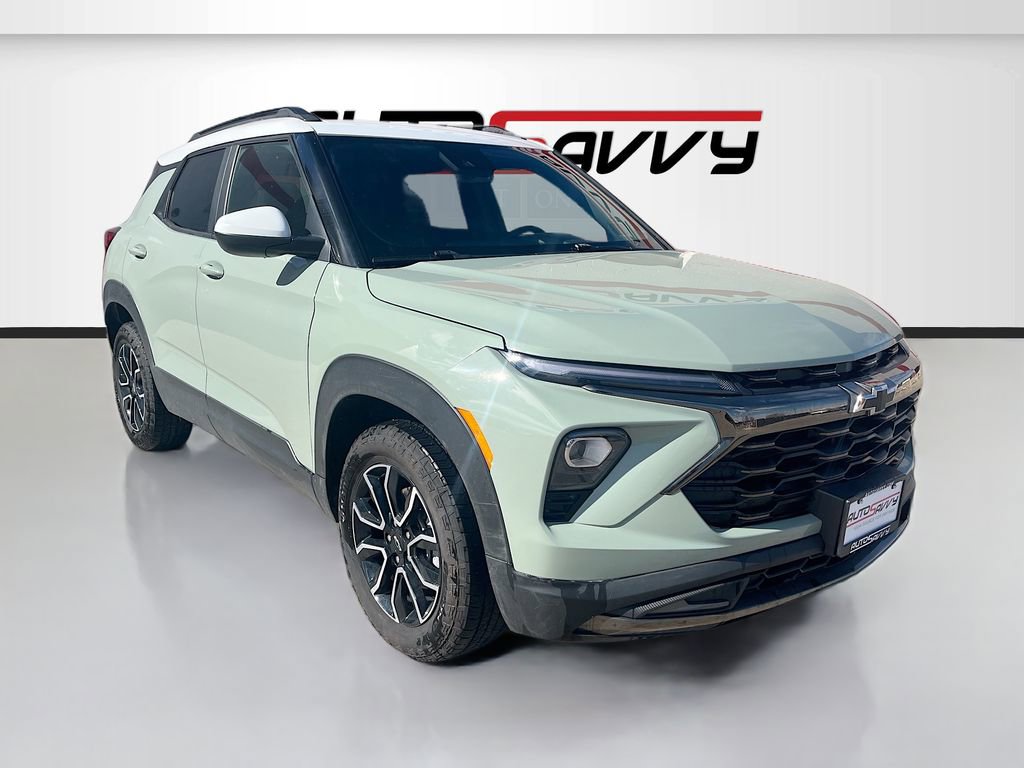 Used 2025 Chevrolet TrailBlazer ACTIV w/ Convenience Package image 1