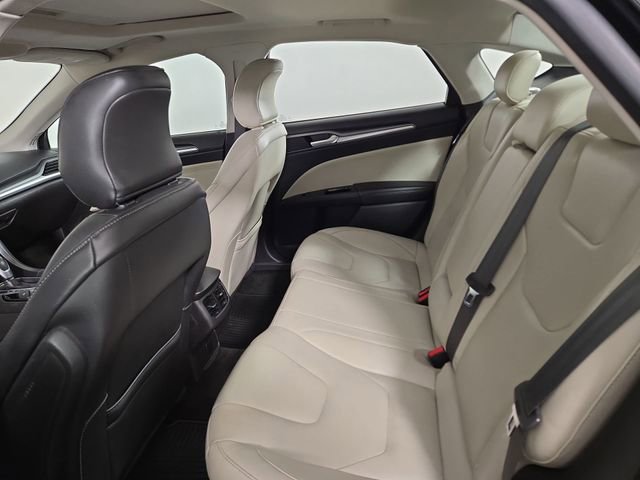 Used 2015 Ford Fusion Titanium image 16