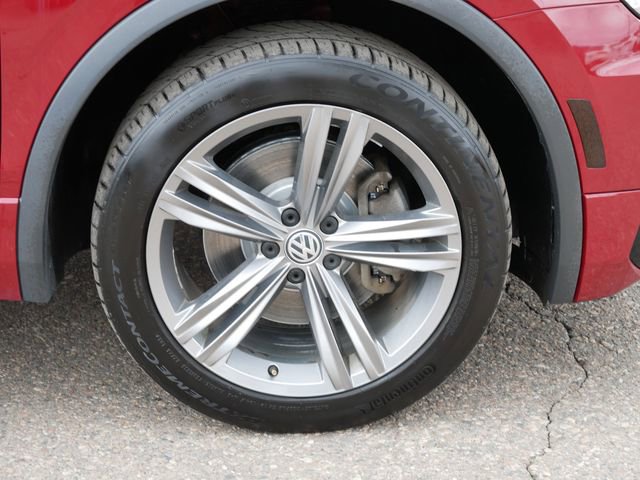 Used 2019 Volkswagen Tiguan SEL R-Line image 9