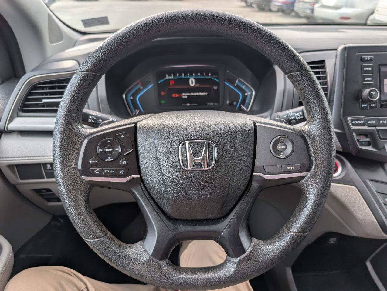 Used 2018 Honda Odyssey LX image 16