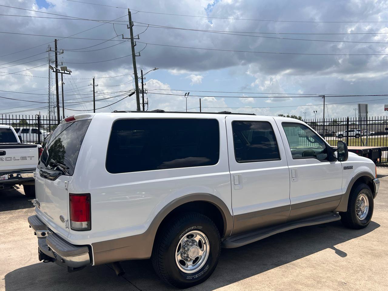 Used 2001 Ford Excursion Limited RWD image 5