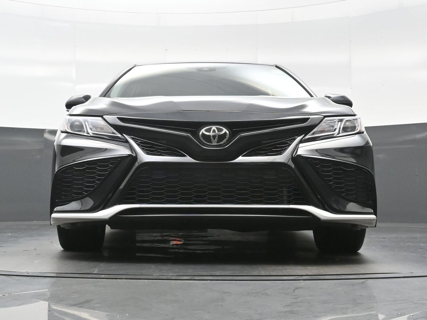 Used 2024 Toyota Camry SE FWD image 26