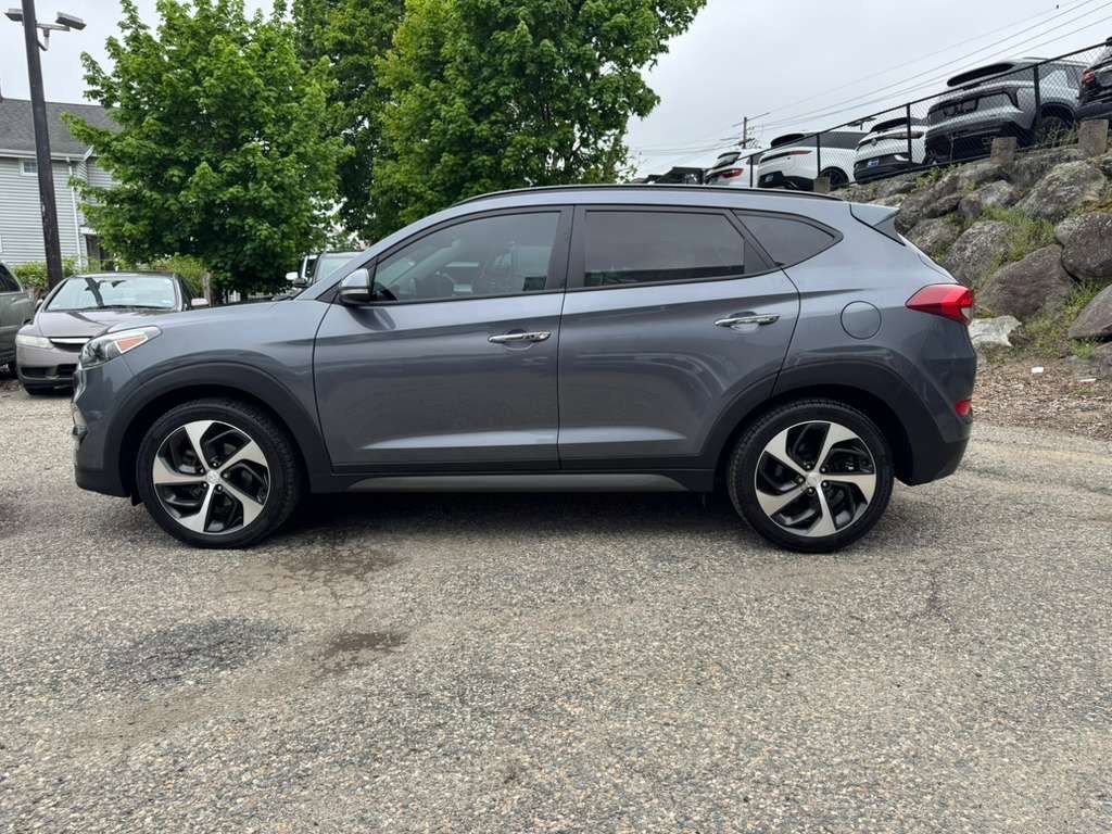 Used 2016 Hyundai Tucson Limited w/ Option Group 03 AWD/4WD image 2