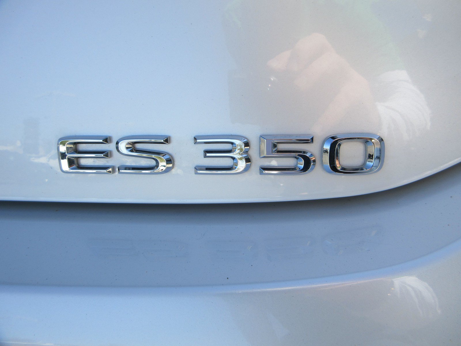 Used 2025 Lexus ES 350 w/ Premium Package FWD image 8