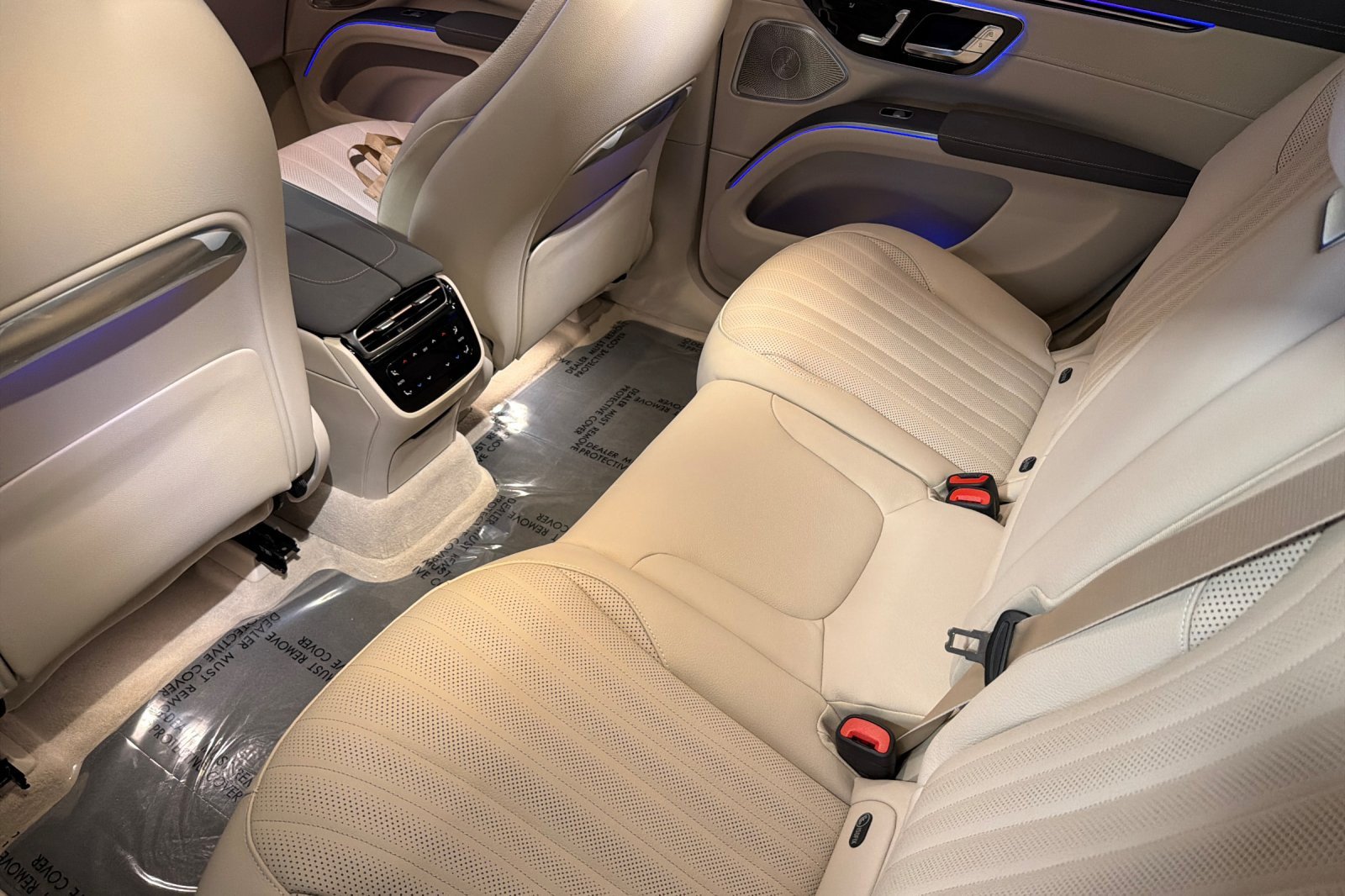 New 2026 Mercedes-Benz EQS 400 4MATIC SUV image 11