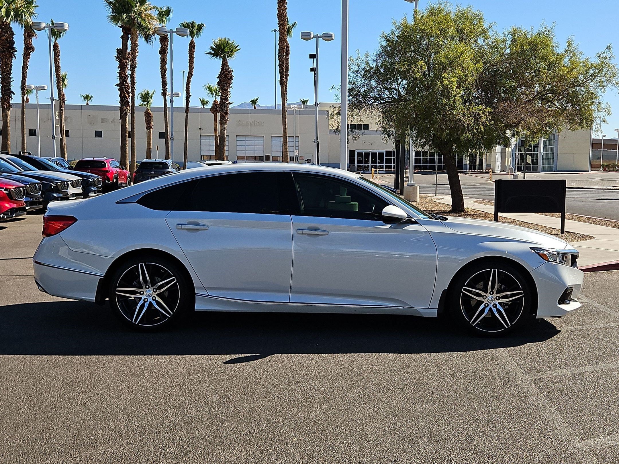 Used 2022 Honda Accord Touring image 6