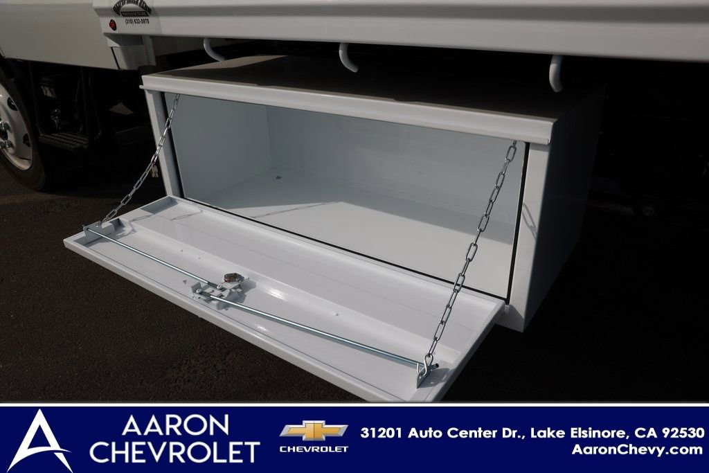 New 2024 Chevrolet Low Cab Forward RWD image 17