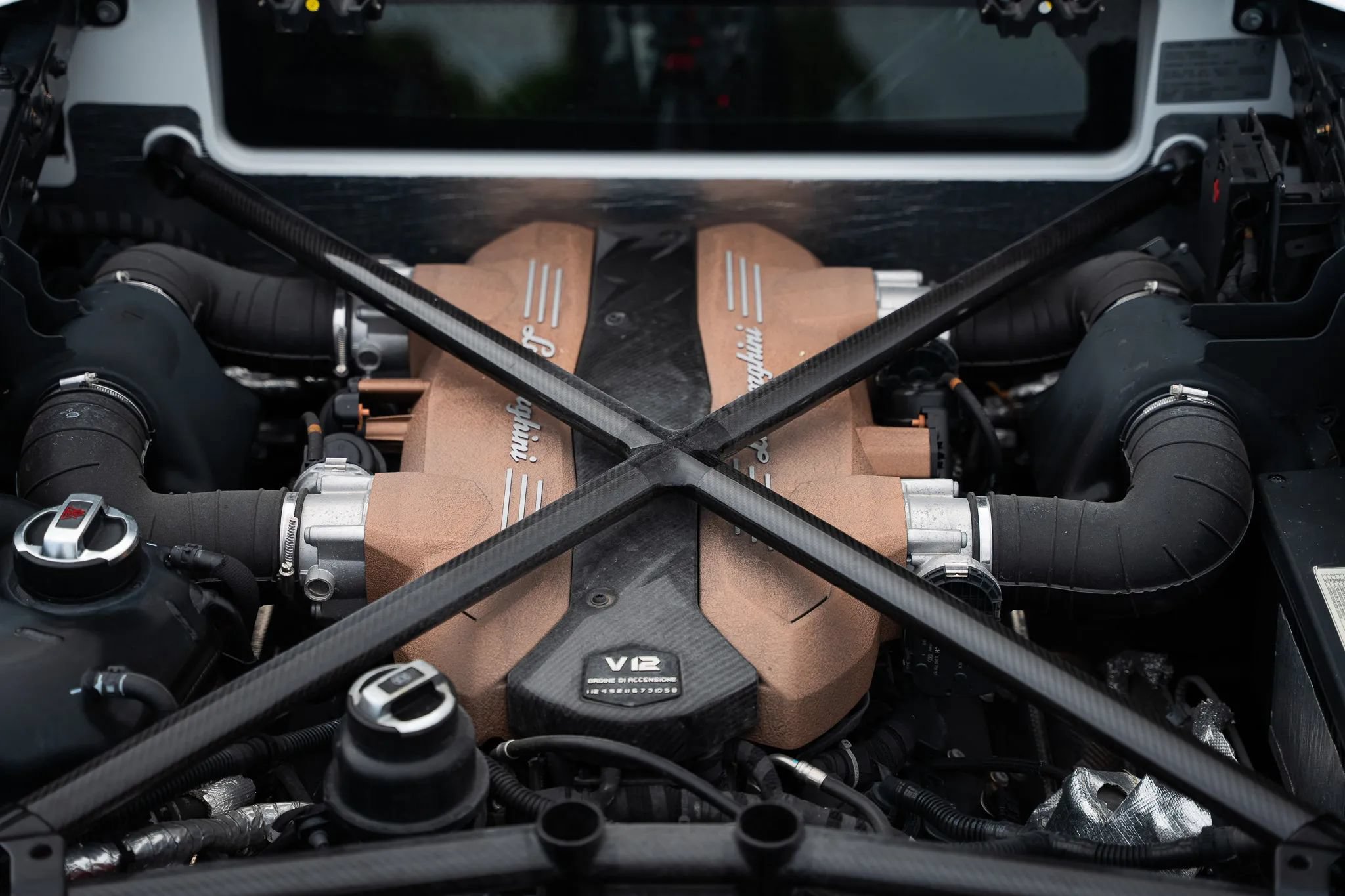 Used 2019 Lamborghini Aventador SVJ AWD/4WD image 36