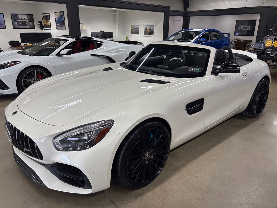 Used 2018 Mercedes-Benz AMG GT Roadster w/ Lane Tracking Package image 2