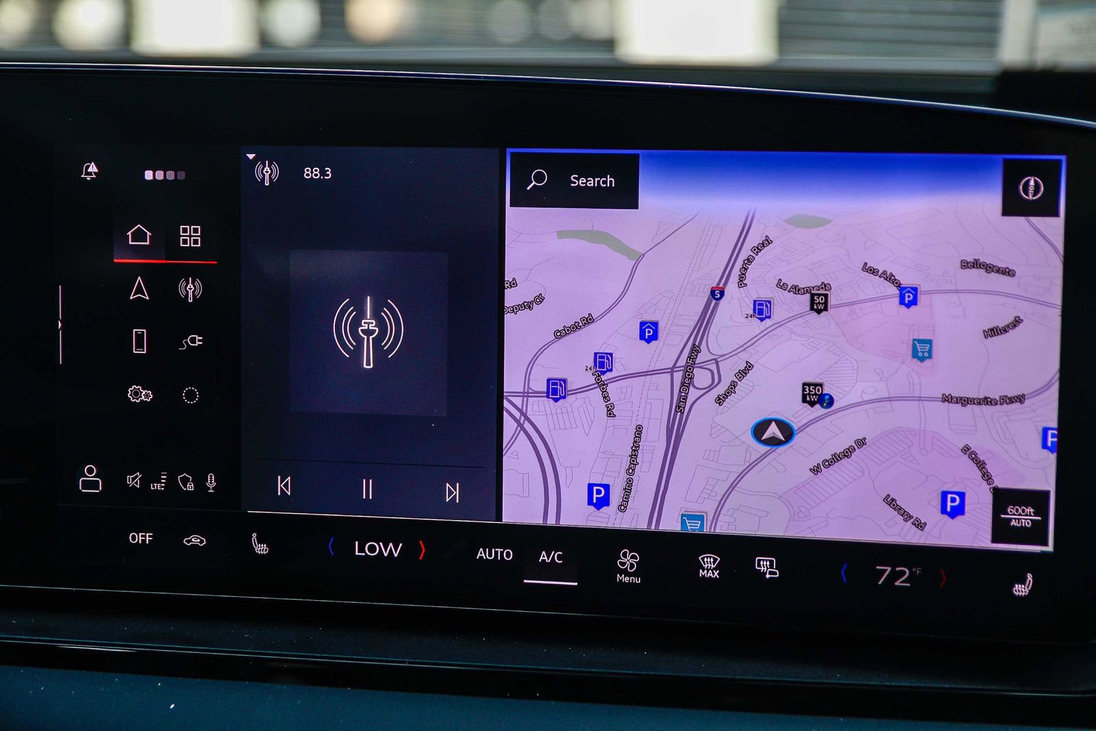 New 2025 Audi Q6 e-tron Premium AWD/4WD image 14