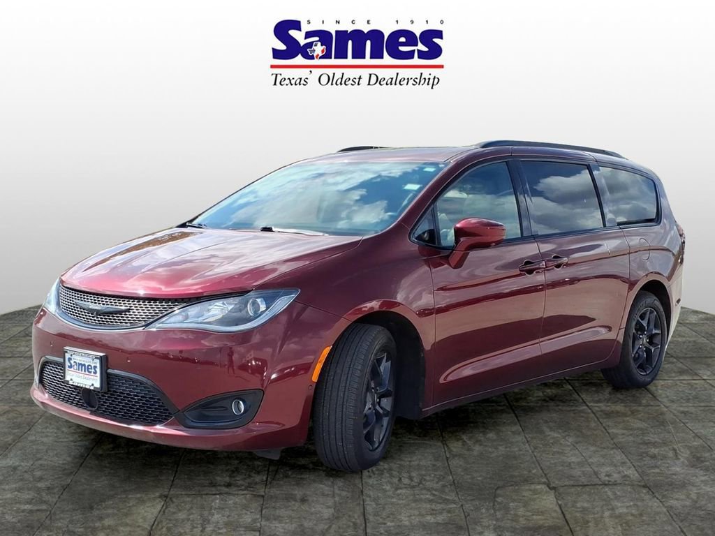 Used 2020 Chrysler Pacifica Touring-L Plus w/ Advanced Safetytec Group image 3