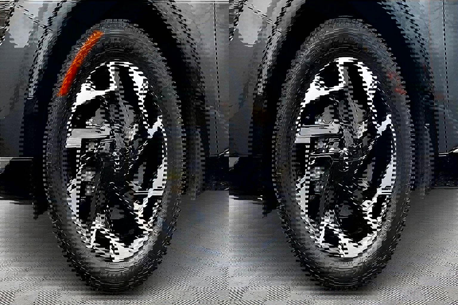 Used 2023 Kia Sportage SX image 34