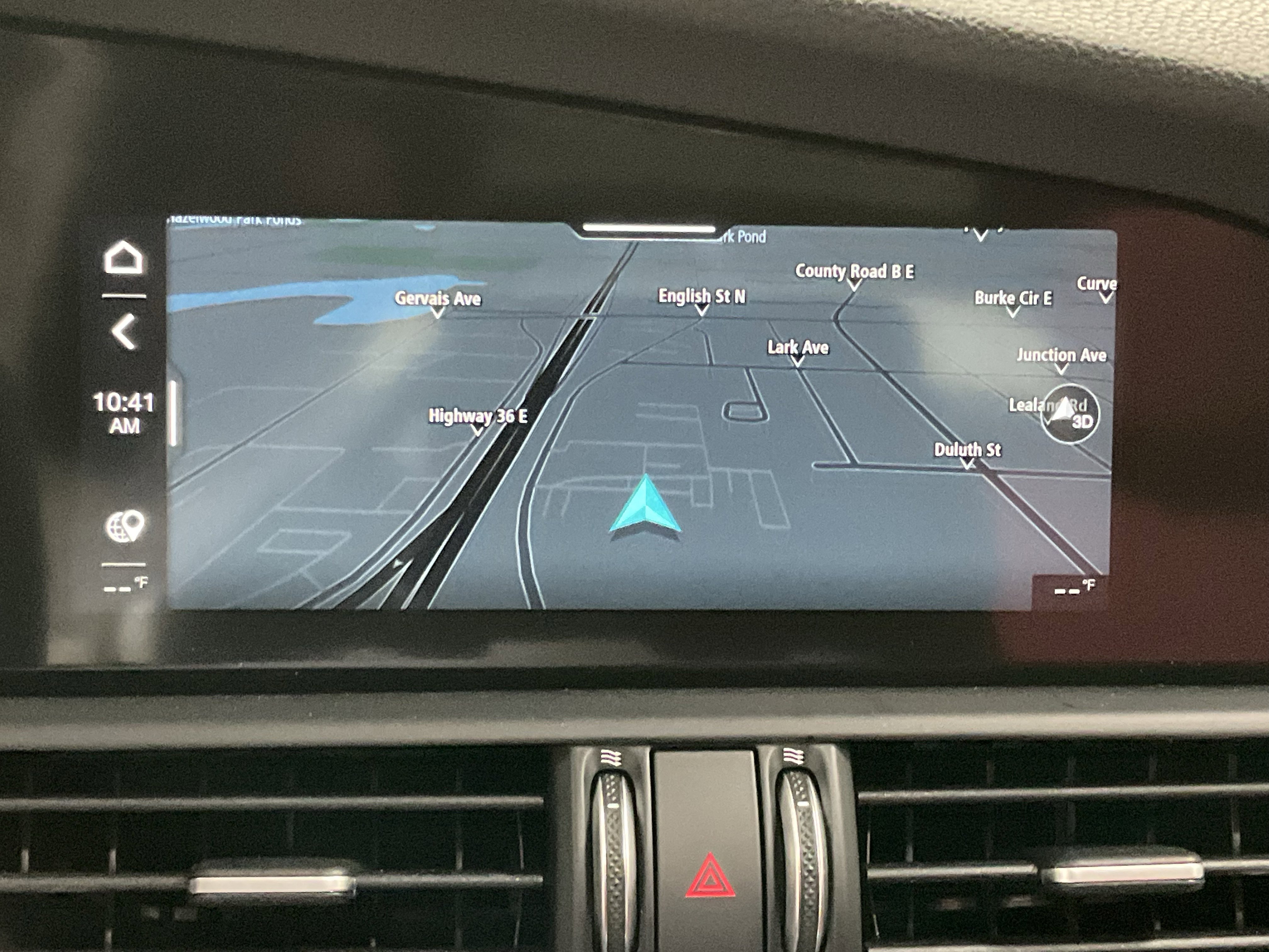 New 2026 Alfa Romeo Giulia AWD 4dr Car w/ Driving Assist Package image 5