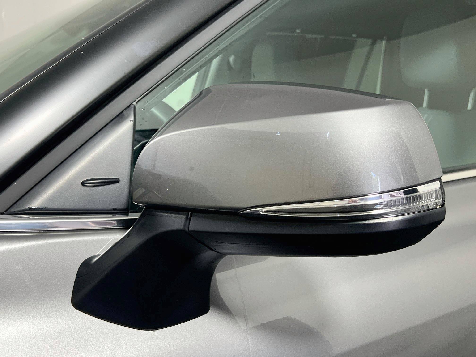 Used 2026 Toyota Highlander XLE AWD/4WD image 12