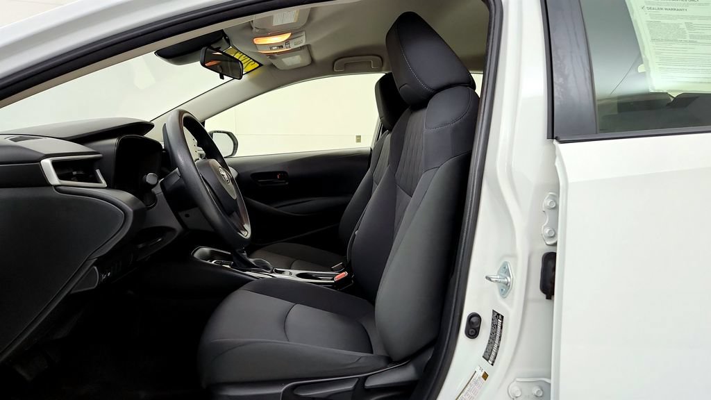 Certified 2022 Toyota Corolla LE FWD image 17