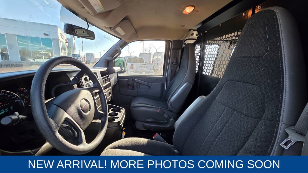 Used 2024 GMC Savana 2500 w/ Driver Convenience Package image 11